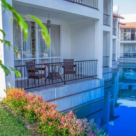 The Covanro Airport Hotel - Katunayake Gampaha Extérieur photo