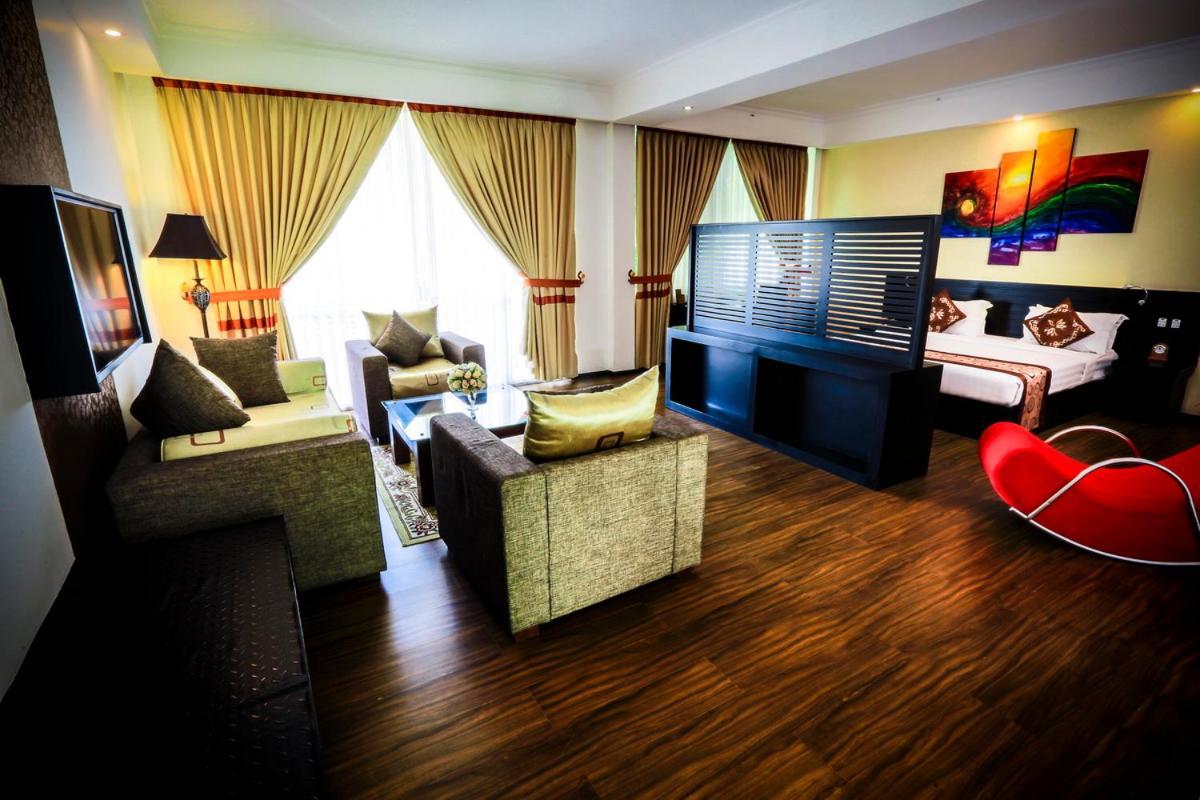 The Covanro Airport Hotel - Katunayake Gampaha Extérieur photo